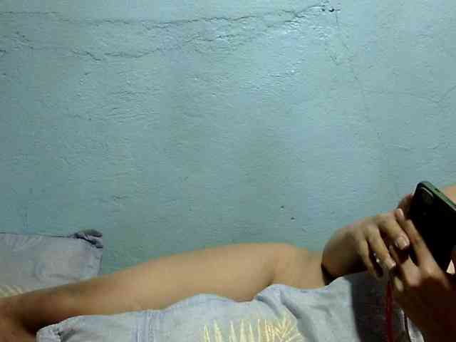 WildCumer025 Sex Cam Show