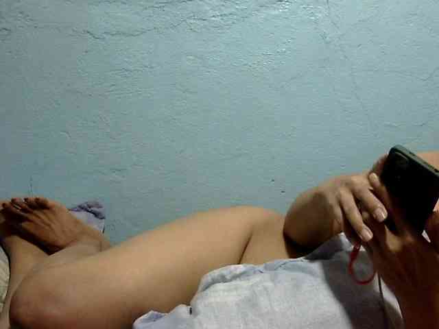 WildCumer025 Live Webcam on BongaCams