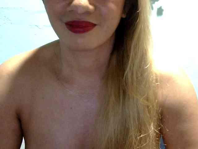 WildCumer025's Sexcam