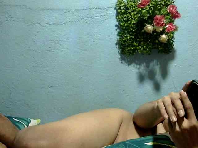 WildCumer025 Live Webcam on BongaCams