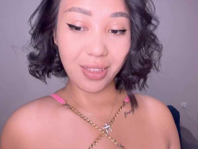 PurrrfectMiko live cam preview