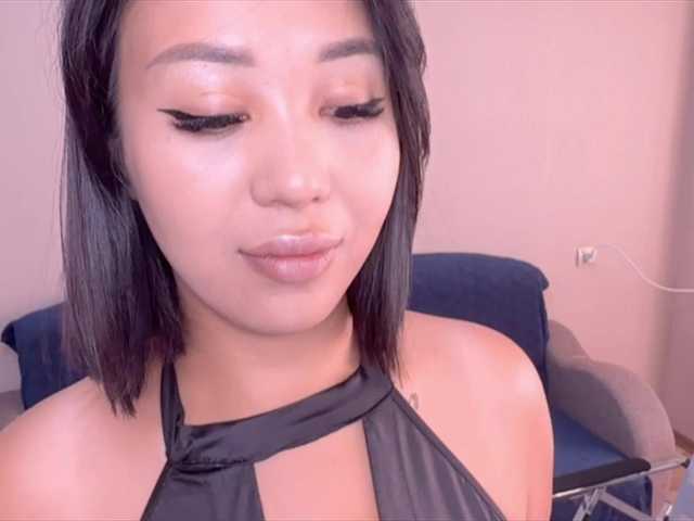 PurrrfectMiko live cam