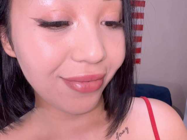 PurrrfectMiko live cam