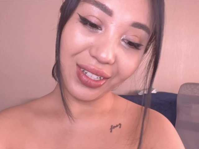 PurrrfectMiko live webcam show