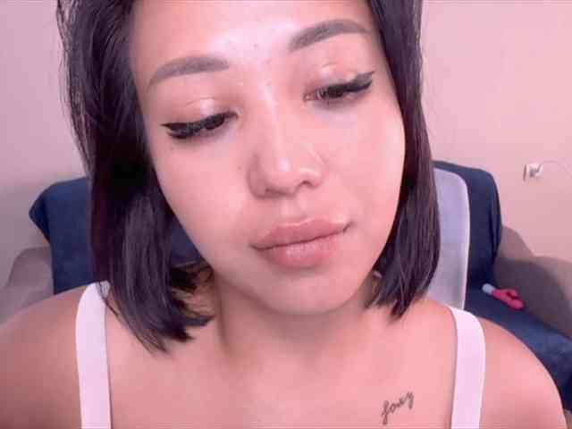 PurrrfectMiko webcam