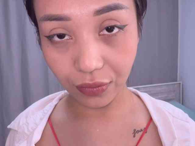 PurrrfectMiko webcam