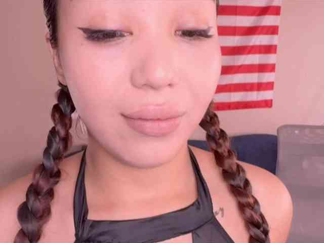 PurrrfectMiko webcam