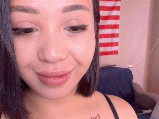 PurrrfectMiko webcam