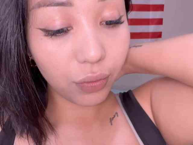 PurrrfectMiko webcam