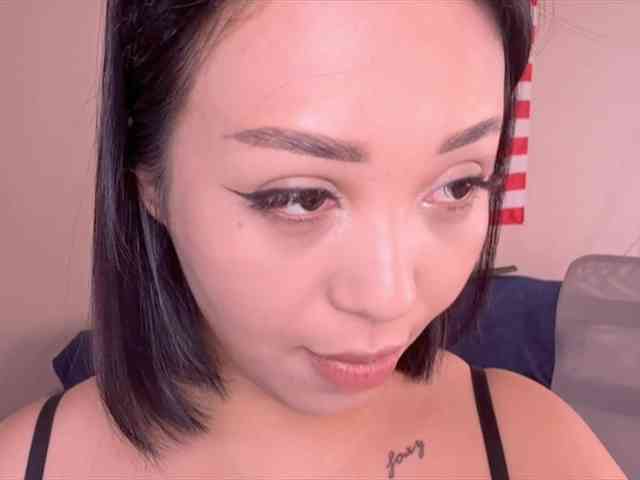 PurrrfectMiko webcam