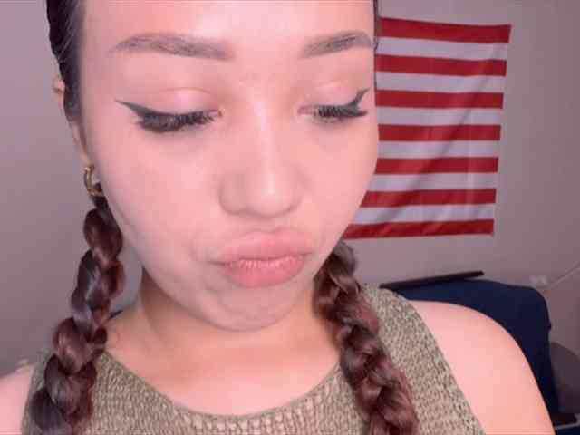 PurrrfectMiko webcam