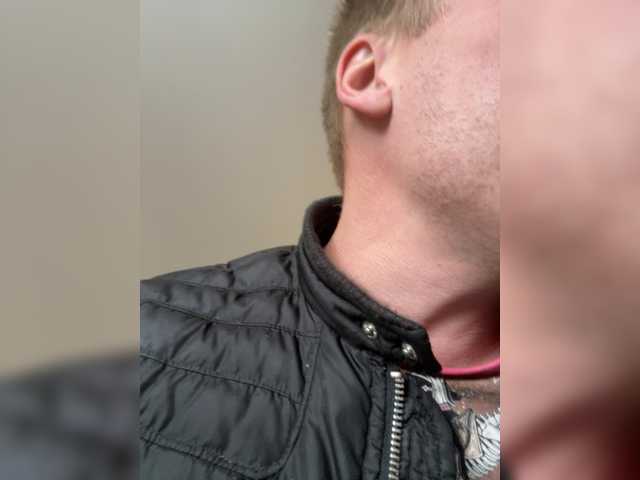 azimyt19 — live male cam