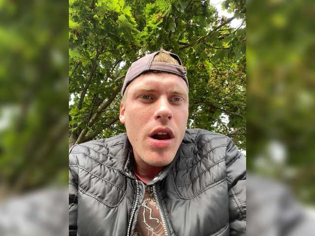 azimyt19 — live male cam