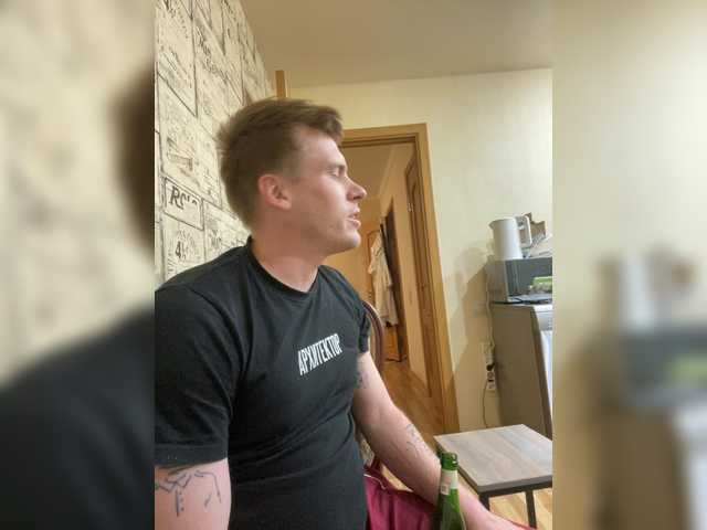 azimyt19 — live male cam