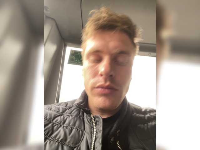 azimyt19 — live male cam