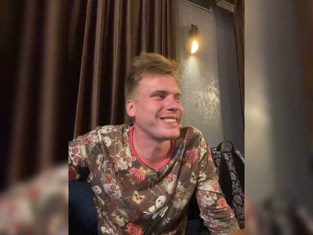 azimyt19 live cam preview