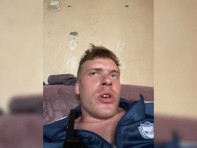 azimyt19 live cam