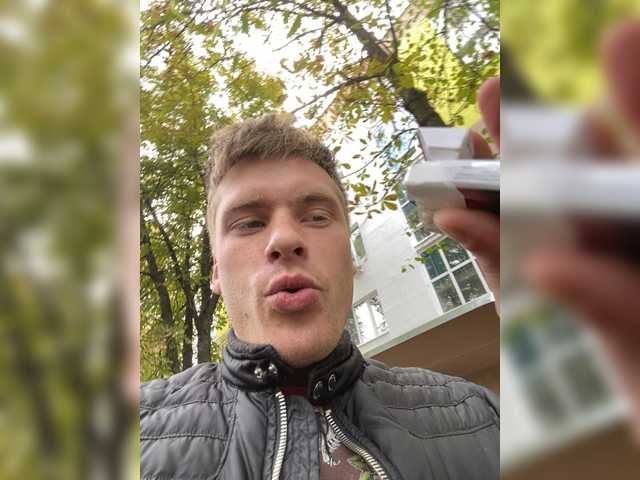 azimyt19 — live male cam