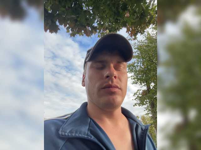 azimyt19 live cam