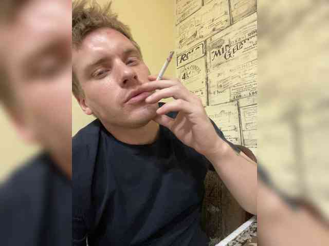 azimyt19 Live Webcam on BongaCams