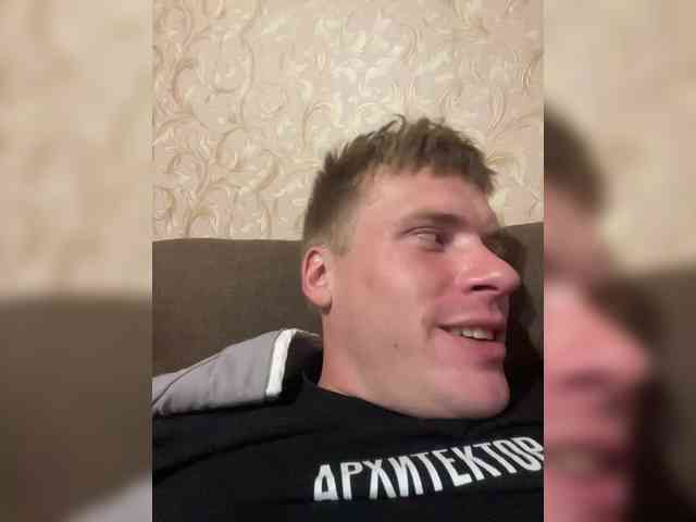 Azimyt19's cam show statistics and live stream