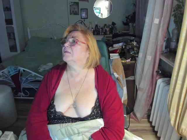 rekelme live female cam on bongacams