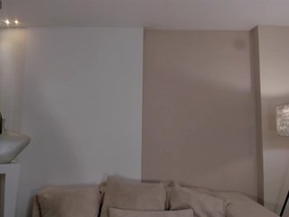 NiaSalvatore Porn Show