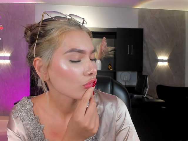 NiaSalvatore live cam on BongaCams