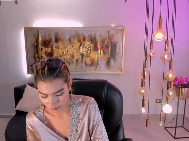 NiaSalvatore live cam on BongaCams