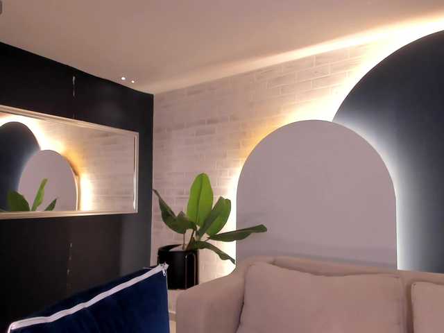 NiaSalvatore live cam on BongaCams