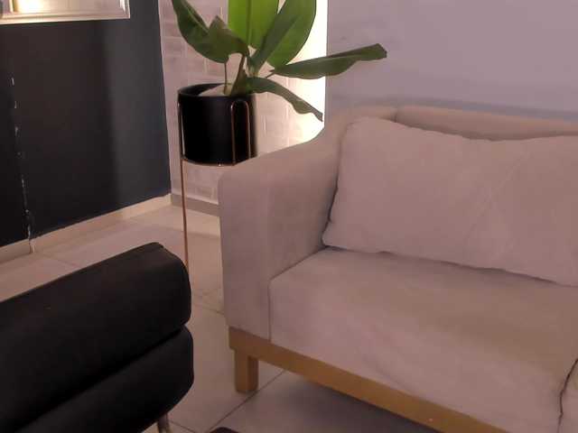 NiaSalvatore live cam on BongaCams