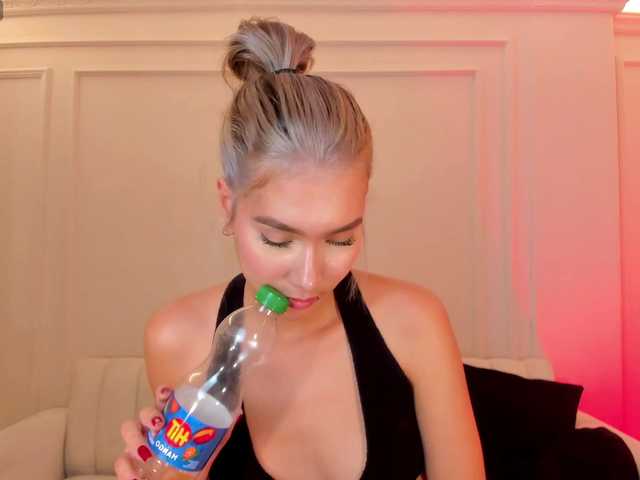 NiaSalvatore cam en direct sur BongaCams