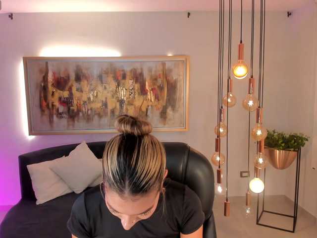 NiaSalvatore live cam on BongaCams