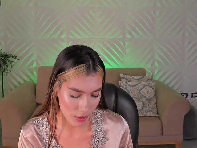 NiaSalvatore live cam on BongaCams