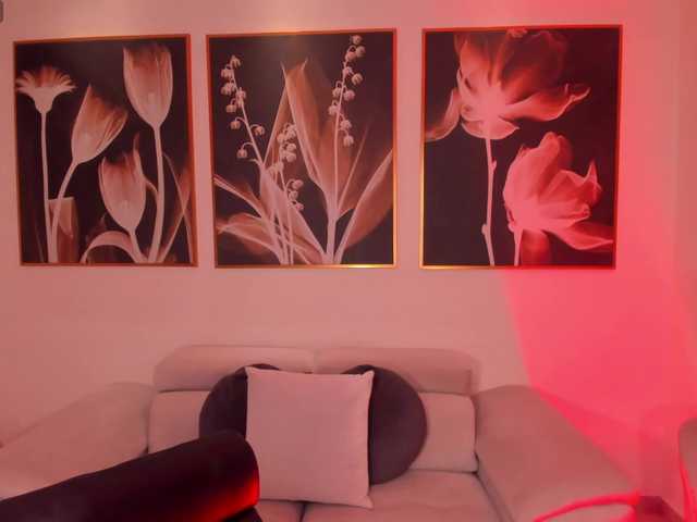 NiaSalvatore live cam on BongaCams