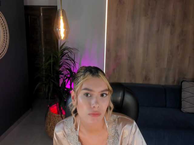 NiaSalvatore live cam on BongaCams