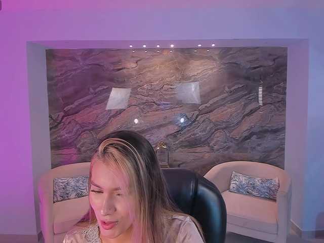 NiaSalvatore live cam on BongaCams