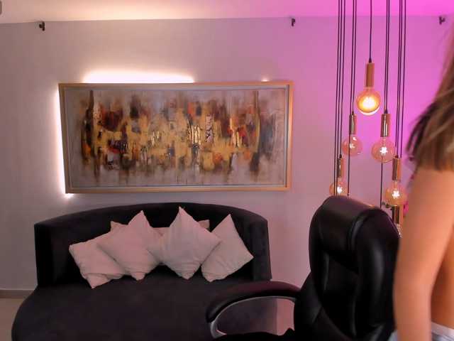 NiaSalvatore live cam on BongaCams