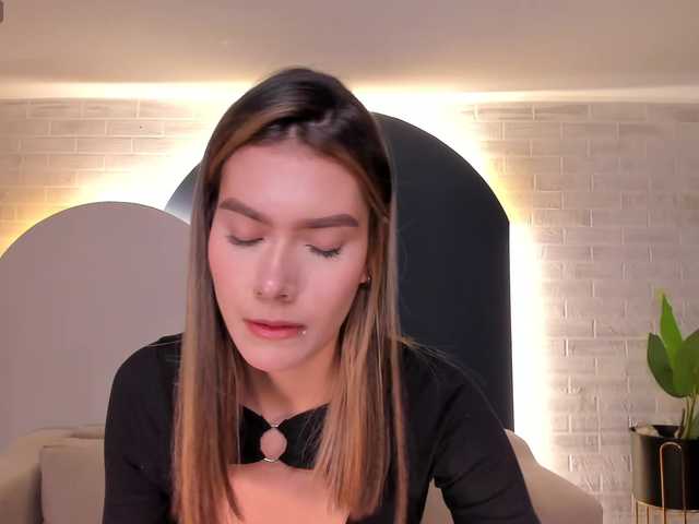 NiaSalvatore live cam on BongaCams
