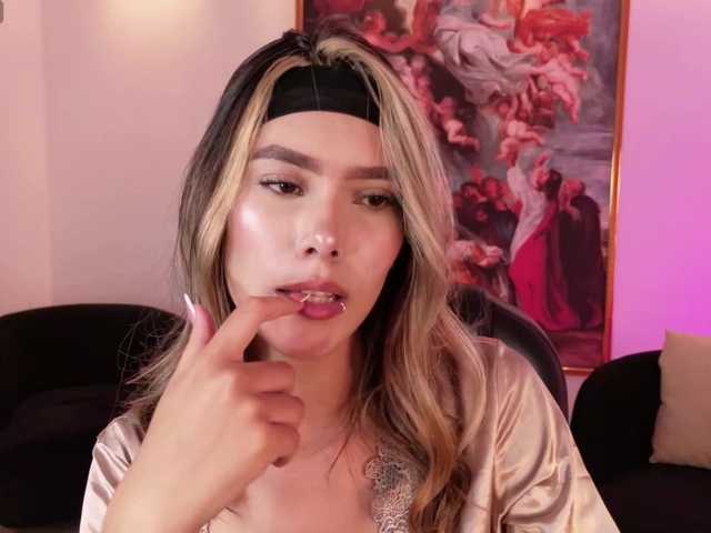 NiaSalvatore live cam on BongaCams