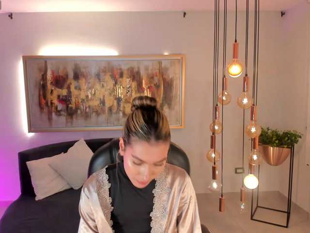 NiaSalvatore live cam on BongaCams