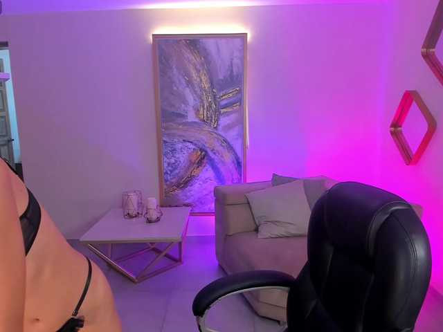 NiaSalvatore live cam on BongaCams