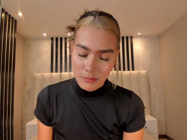 NiaSalvatore live cam on BongaCams