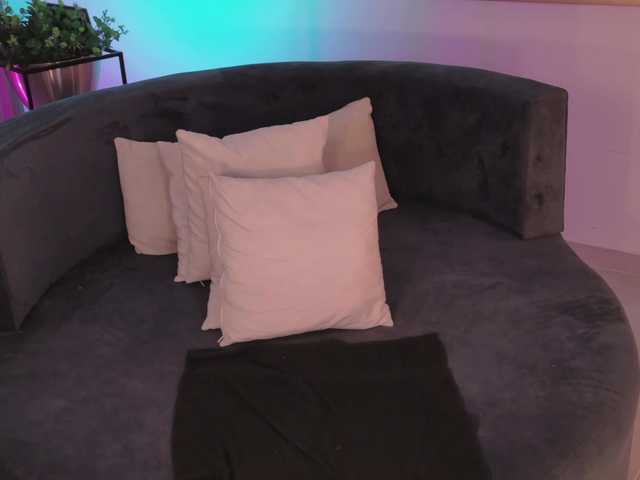 NiaSalvatore live cam on BongaCams
