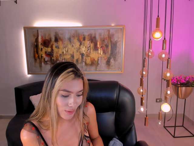 NiaSalvatore live cam on BongaCams