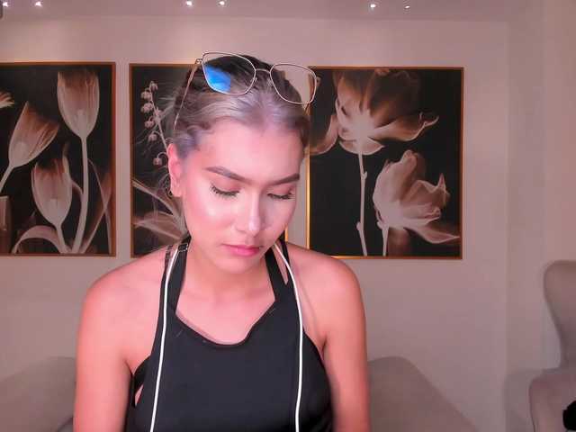 NiaSalvatore live cam on BongaCams