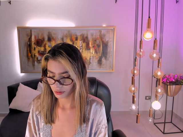 NiaSalvatore live cam on BongaCams