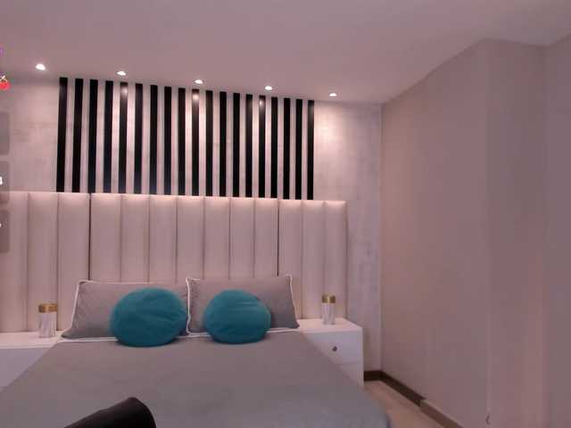 NiaSalvatore live cam on BongaCams