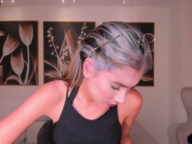 NiaSalvatore live cam on BongaCams