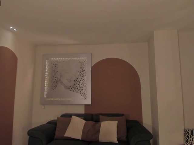 NiaSalvatore live cam on BongaCams